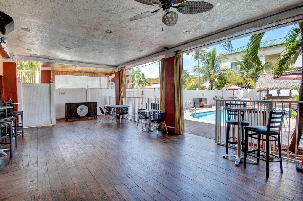 Plantation Inn Hotel And Lounge Extérieur photo