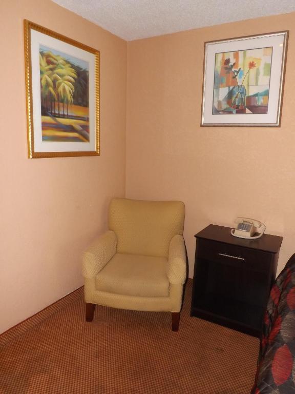 Plantation Inn Hotel And Lounge Chambre photo